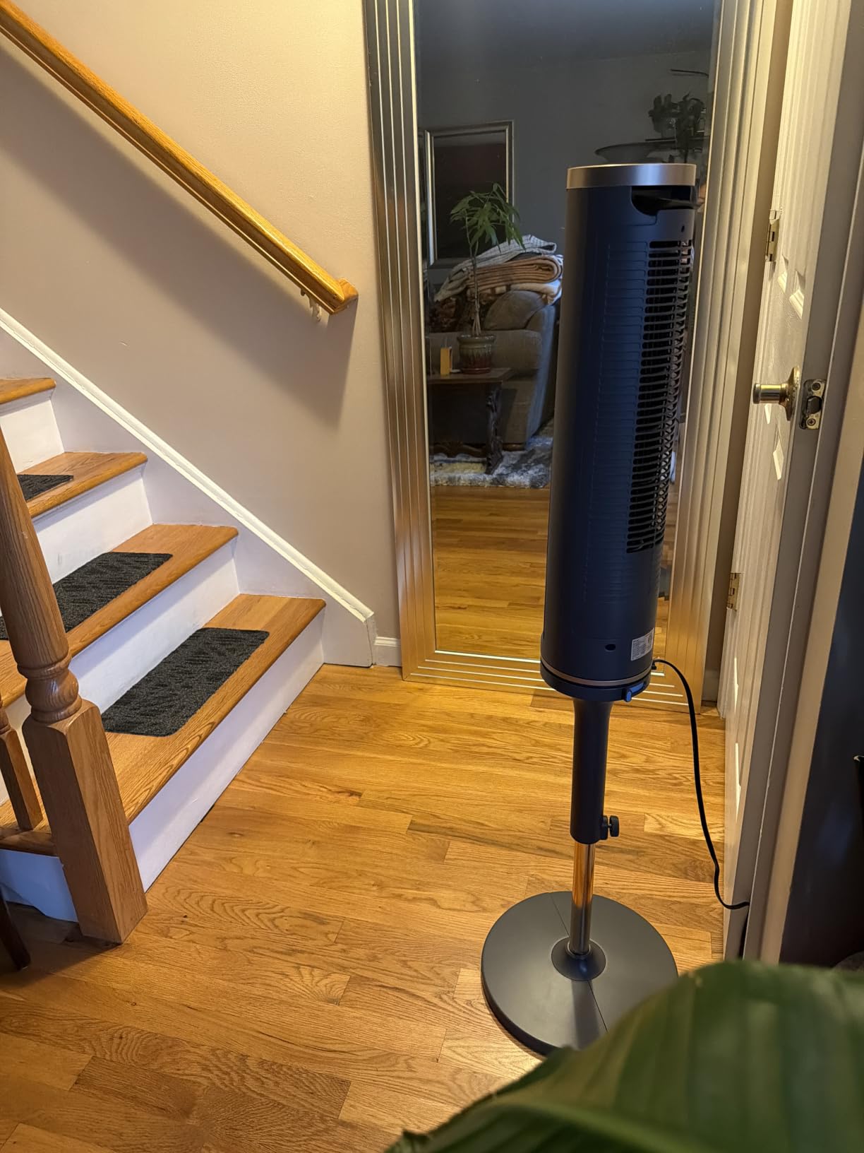 Levoit Windi Lift Pro Tower Fan for Bedroom, 36”-47” Adjustable Height customer photo 2