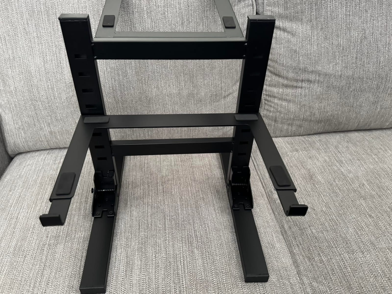 HULISEN DJ Laptop Stand, Dual Tier Foldable Stand for Laptop & Controller | Quick Setup Design, Adjustable Height, Anti-Slip Platform, Portable DJ Equipment Stand for Weddings, Events, Performances customer photo 1