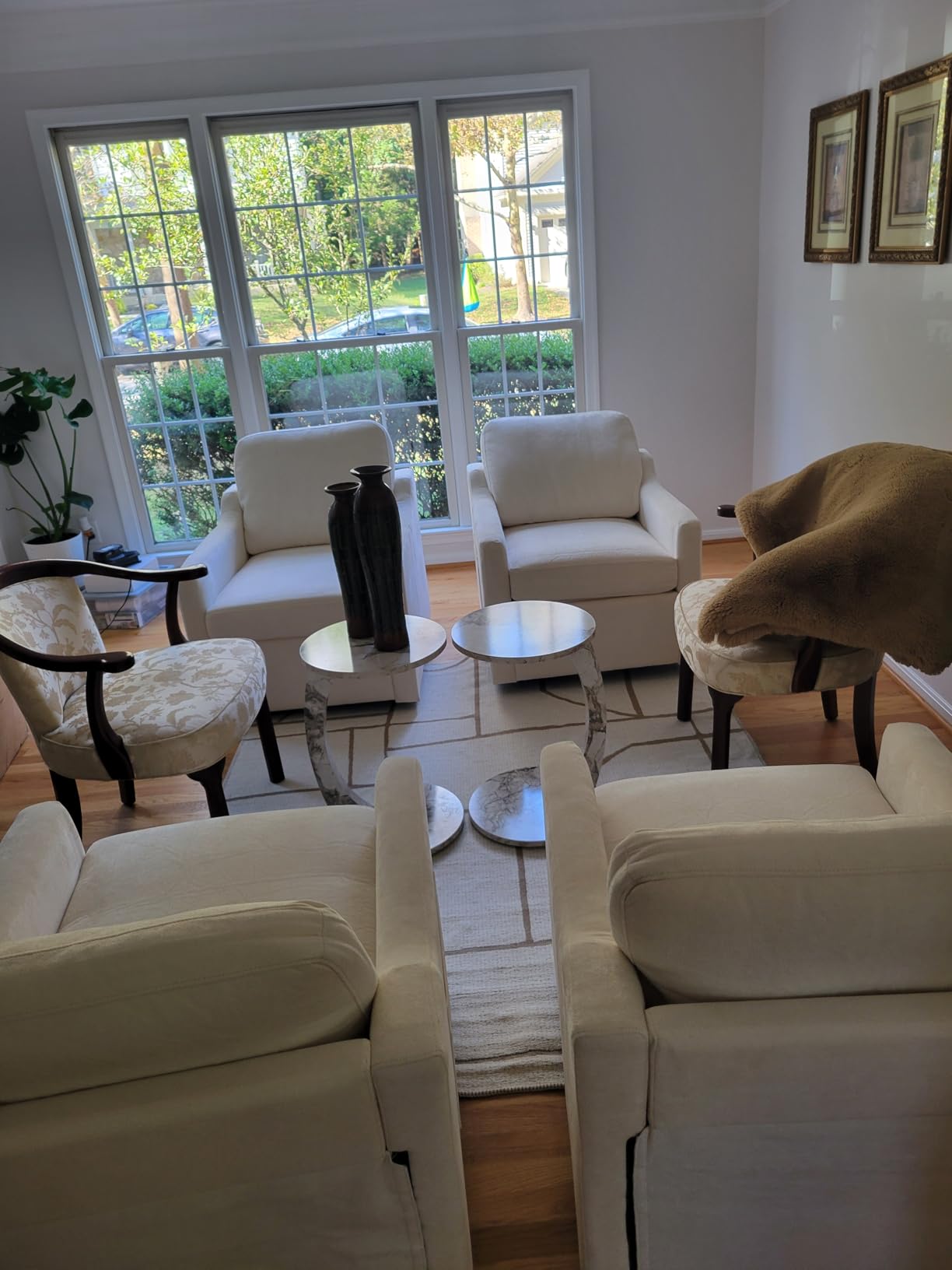 360° Swivel Accent Chair with High Back & Lumbar Support, Deep Seat, Beige customer photo 1