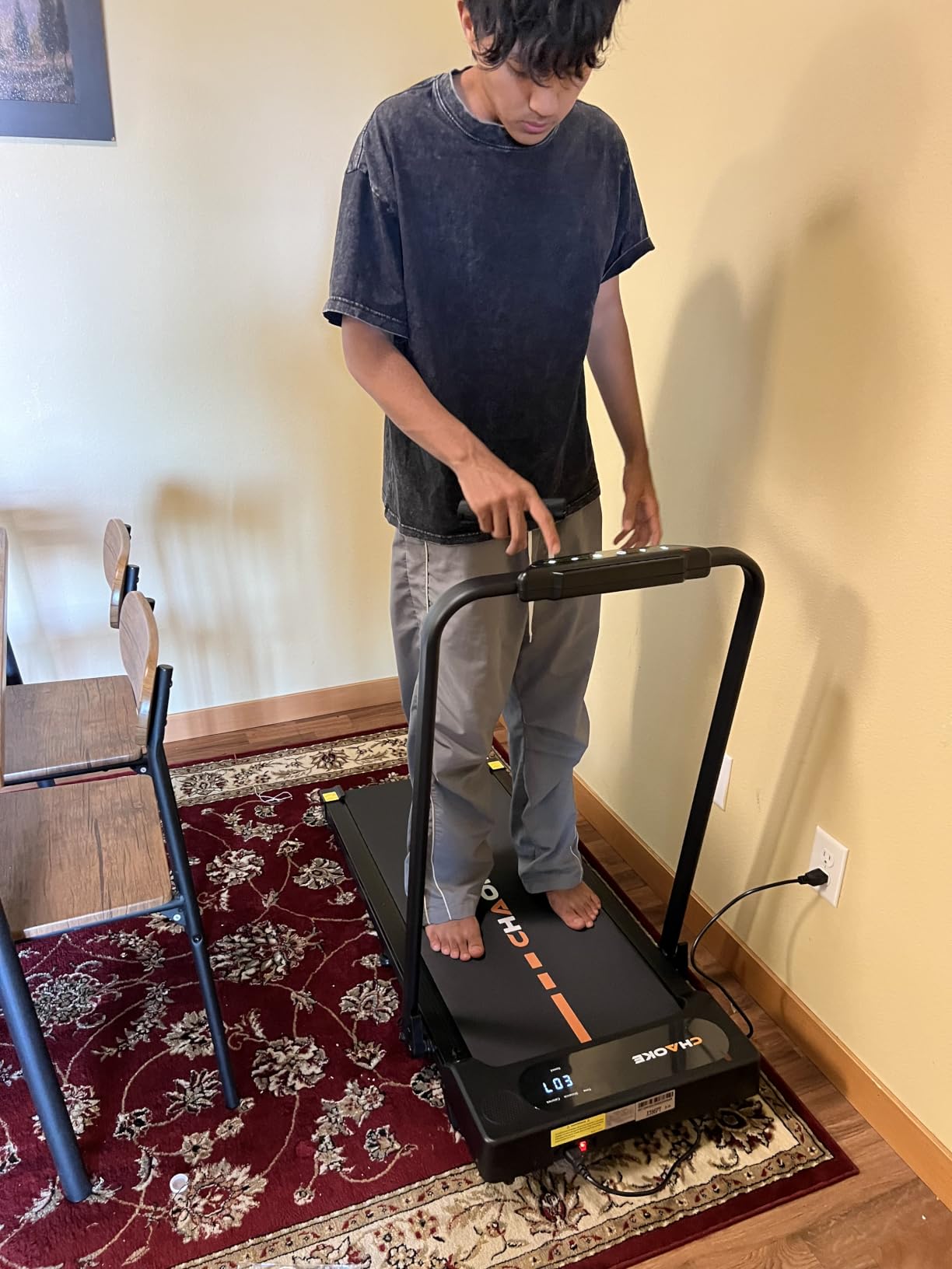 Walking Pad Treadmills for Home with 7.5MPH, Built-in Speaker, Upgrade 3.0HP Foldable Treadmills with 10% Incline, Compact Running Machine with APP, 350 LBS, LED Display, Remote Control customer photo 1