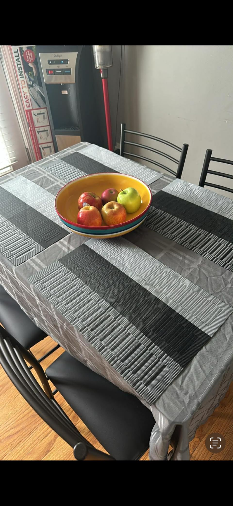 VECELO Dining Table Set for 4, 5-Piece Wood Kitchen Table with Chairs for Small Space, Breakfast Nook, Space-Saving, Natural Black customer photo 2