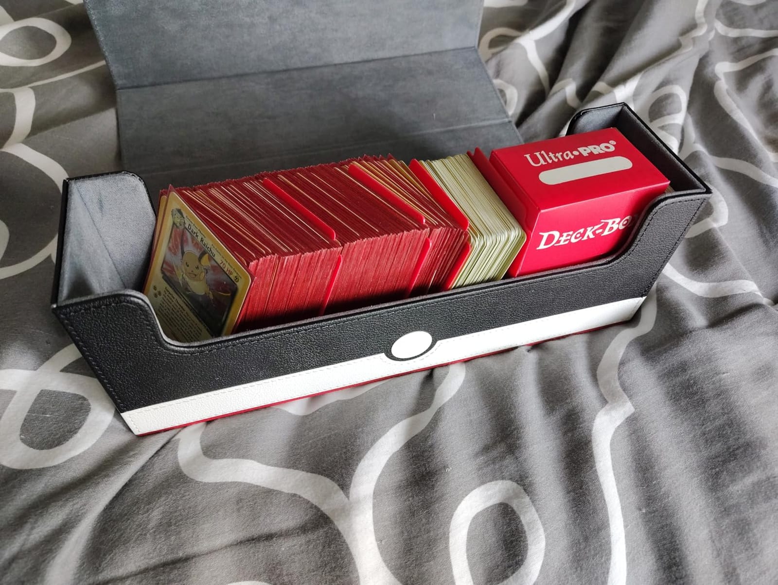 tombert Magnetic Card Holder Box – Waterproof Hard Shell Case for 380+ Cards, Includes 2 Dividers, Built-in Dice Tray, Compatible with MTG, YuGiOh, Sports & More (White & Red) customer photo 2