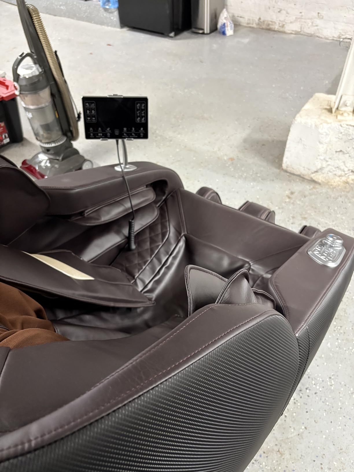 iBooMas Massage Chair Full Body, Zero Gravity SL-Track with 5-Zone Heat customer photo 2